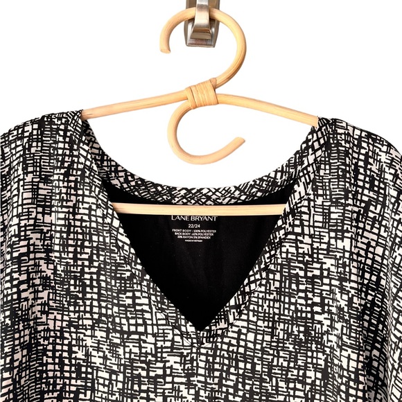 Lane Bryant Black White Pullover Printed Silky Front with Solid Knit Back - Picture 4 of 7